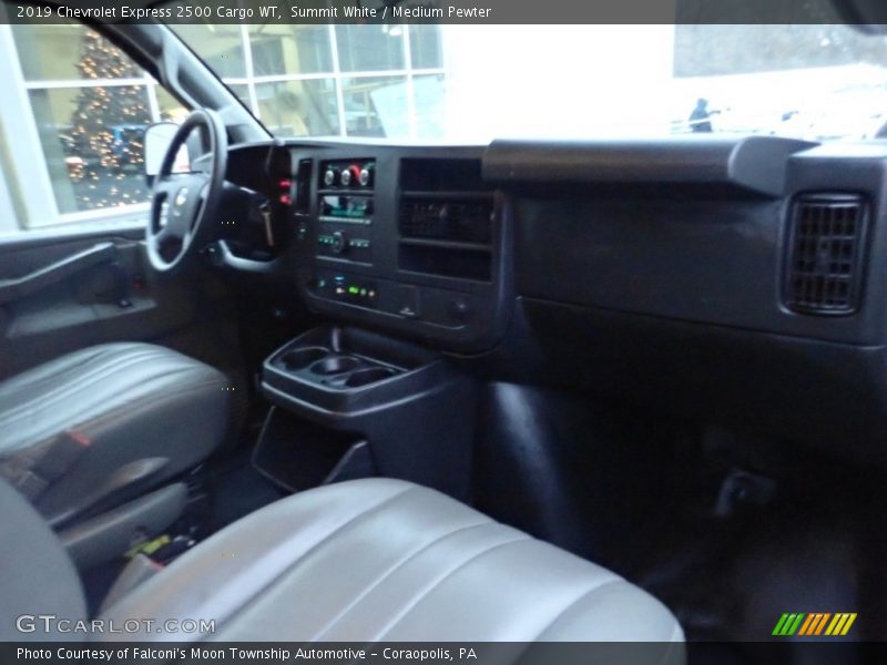 Summit White / Medium Pewter 2019 Chevrolet Express 2500 Cargo WT