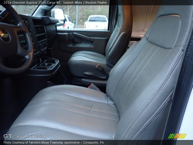 Summit White / Medium Pewter 2019 Chevrolet Express 2500 Cargo WT
