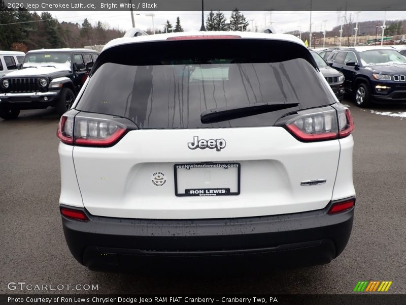 Bright White / Black 2020 Jeep Cherokee Latitude