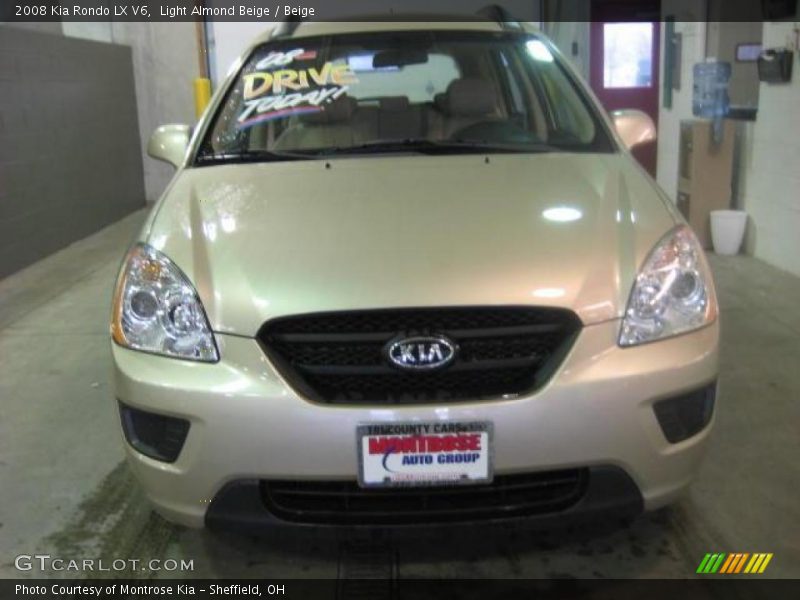 Light Almond Beige / Beige 2008 Kia Rondo LX V6