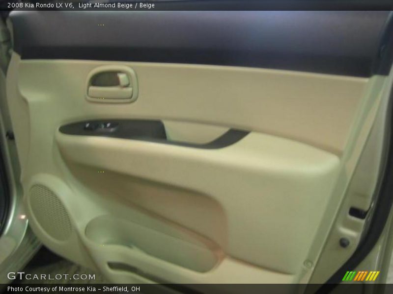 Light Almond Beige / Beige 2008 Kia Rondo LX V6