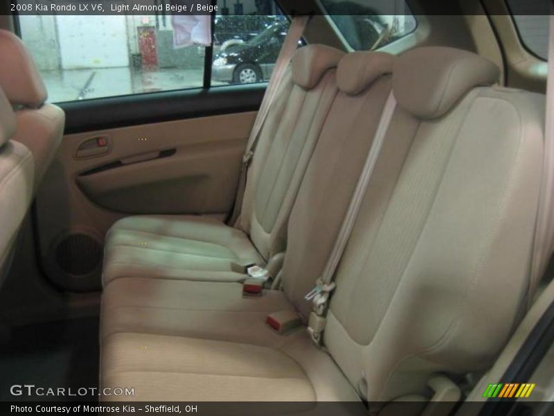Light Almond Beige / Beige 2008 Kia Rondo LX V6