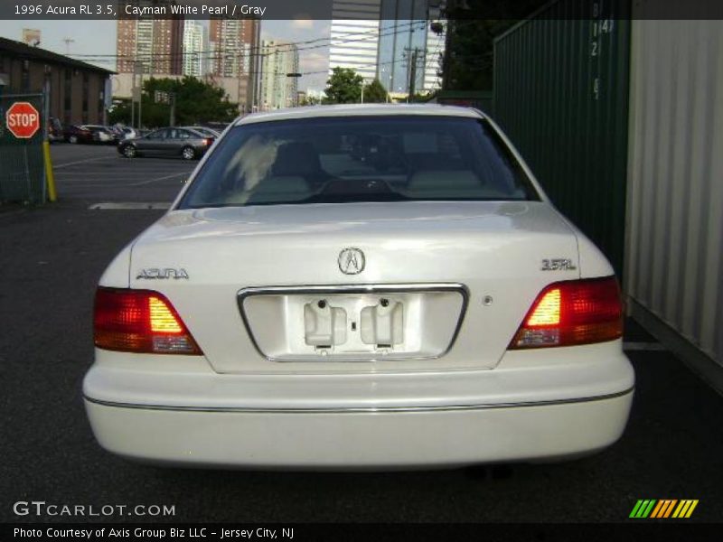 Cayman White Pearl / Gray 1996 Acura RL 3.5