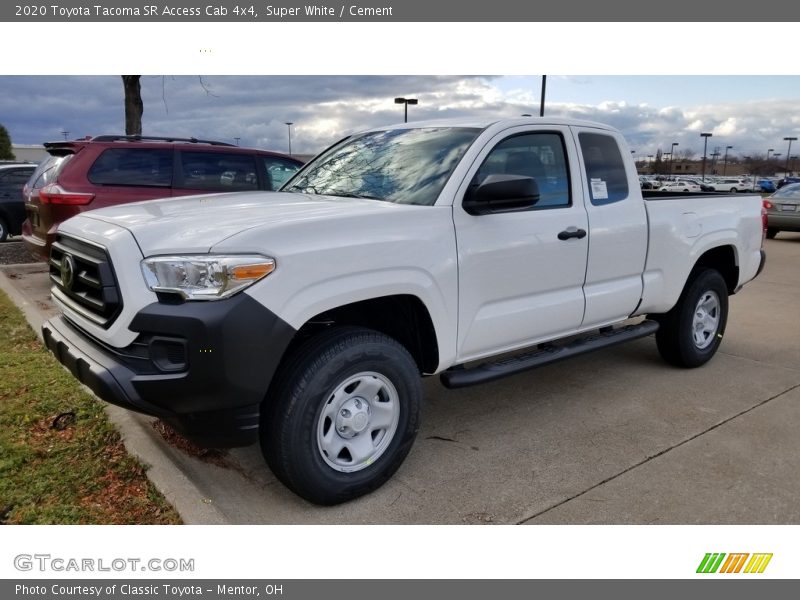 Front 3/4 View of 2020 Tacoma SR Access Cab 4x4