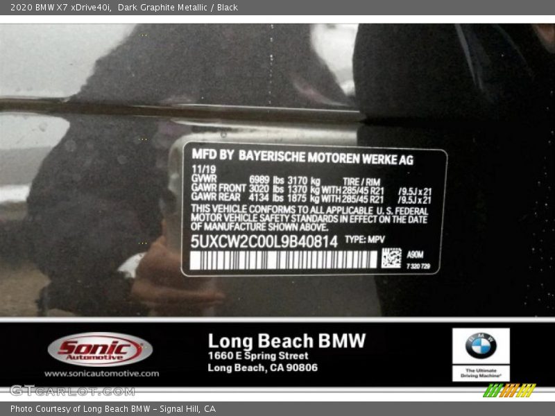 Dark Graphite Metallic / Black 2020 BMW X7 xDrive40i