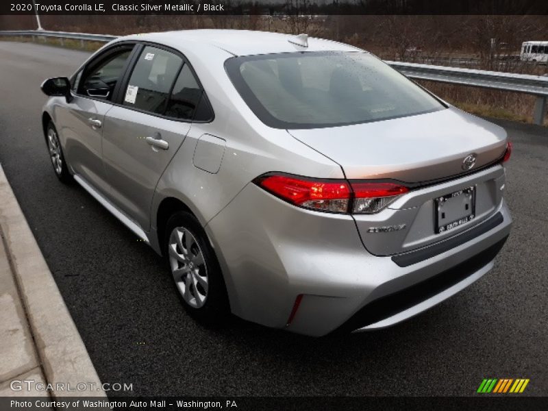Classic Silver Metallic / Black 2020 Toyota Corolla LE