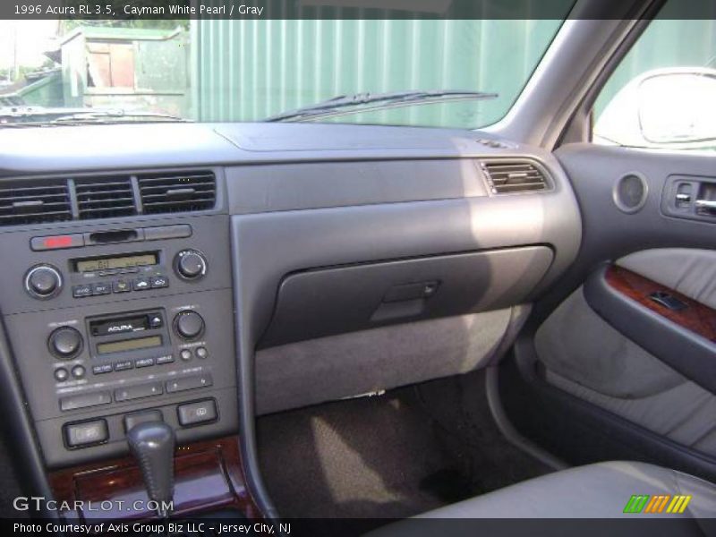 Cayman White Pearl / Gray 1996 Acura RL 3.5