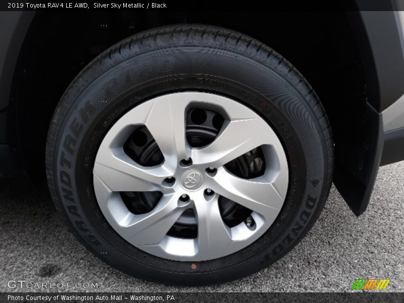 Silver Sky Metallic / Black 2019 Toyota RAV4 LE AWD