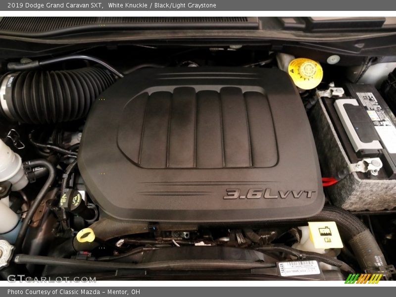 White Knuckle / Black/Light Graystone 2019 Dodge Grand Caravan SXT
