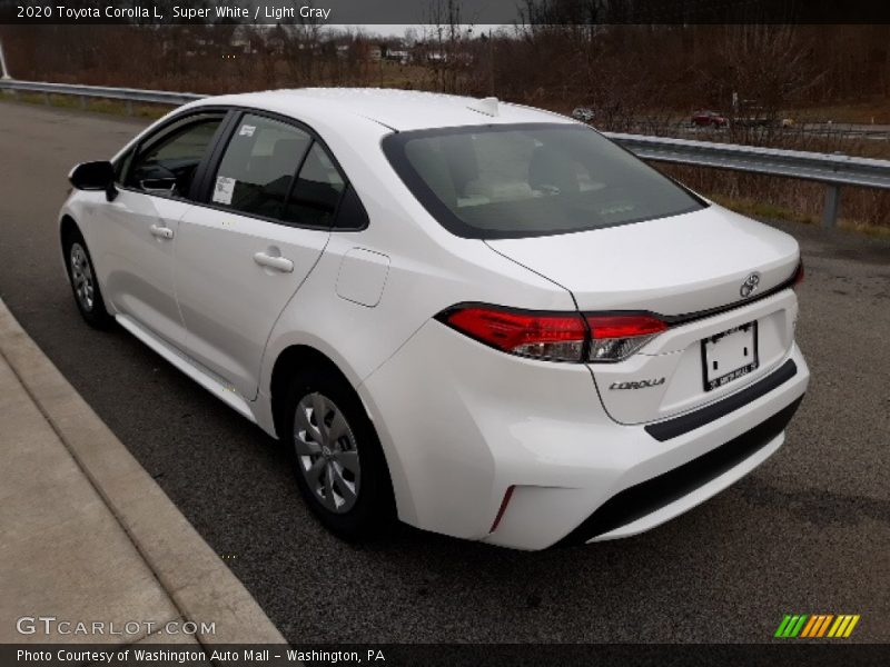 Super White / Light Gray 2020 Toyota Corolla L