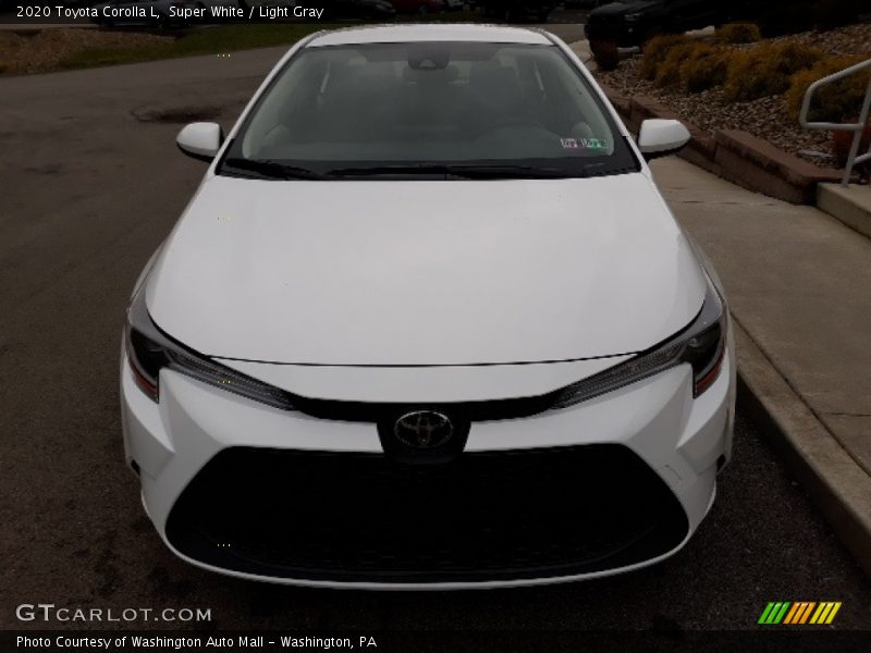 Super White / Light Gray 2020 Toyota Corolla L