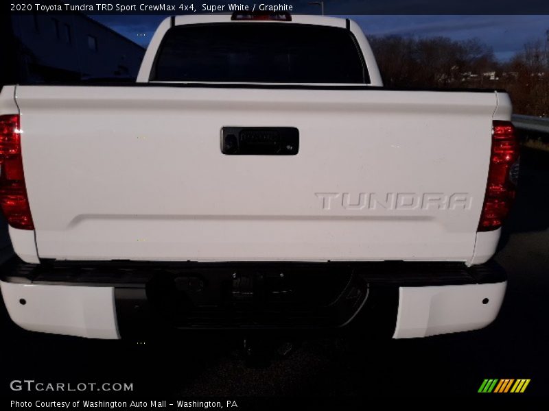 Super White / Graphite 2020 Toyota Tundra TRD Sport CrewMax 4x4