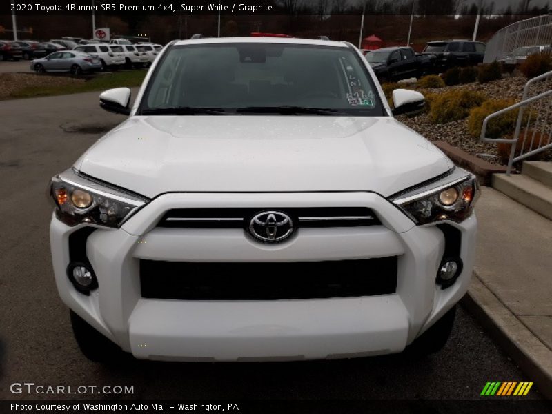 Super White / Graphite 2020 Toyota 4Runner SR5 Premium 4x4