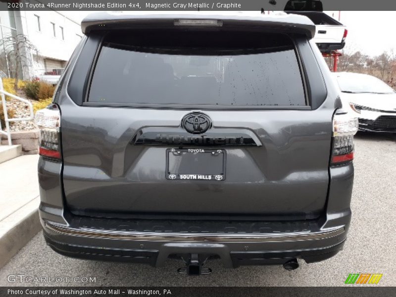 Magnetic Gray Metallic / Graphite 2020 Toyota 4Runner Nightshade Edition 4x4