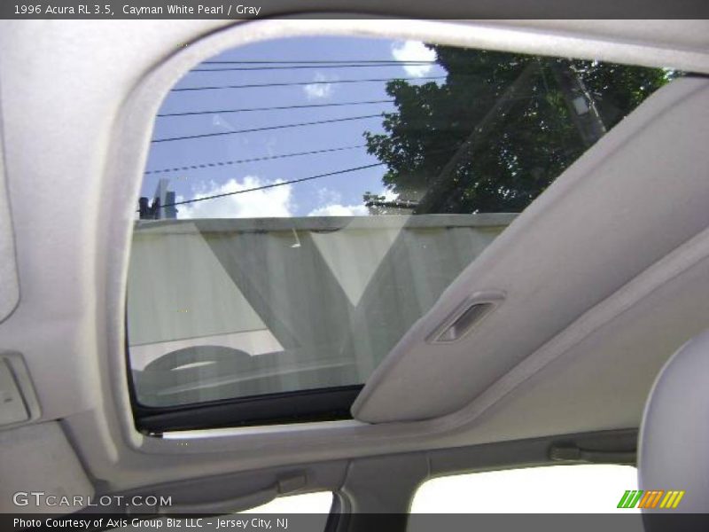 Cayman White Pearl / Gray 1996 Acura RL 3.5