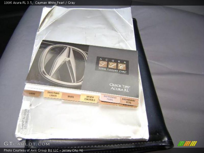 Cayman White Pearl / Gray 1996 Acura RL 3.5