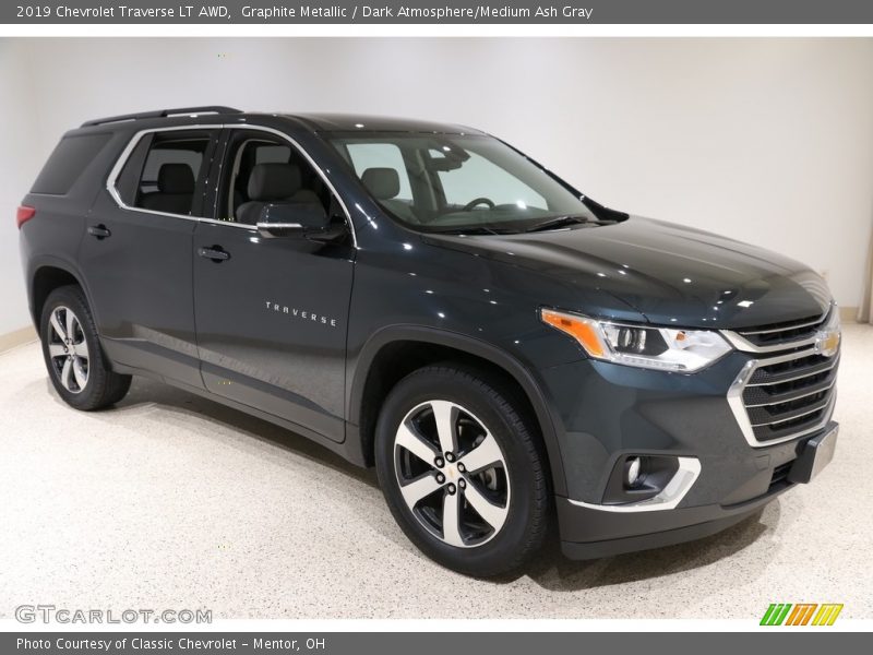 Graphite Metallic / Dark Atmosphere/Medium Ash Gray 2019 Chevrolet Traverse LT AWD