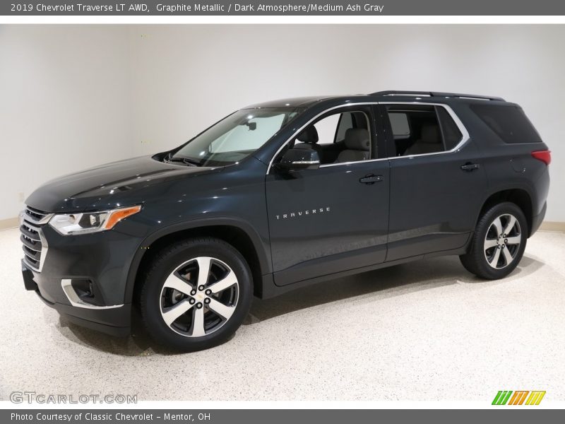 Graphite Metallic / Dark Atmosphere/Medium Ash Gray 2019 Chevrolet Traverse LT AWD