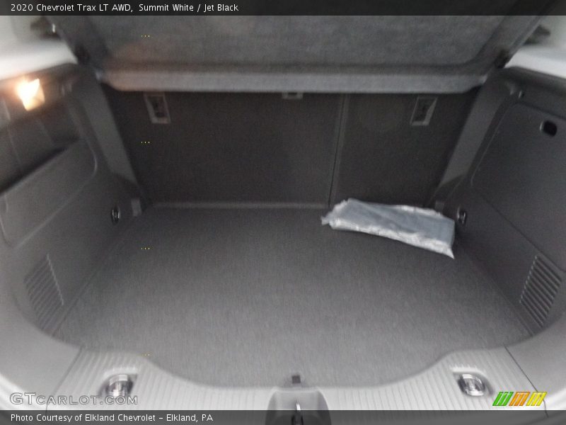 Summit White / Jet Black 2020 Chevrolet Trax LT AWD