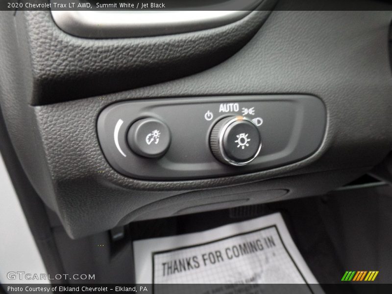 Summit White / Jet Black 2020 Chevrolet Trax LT AWD