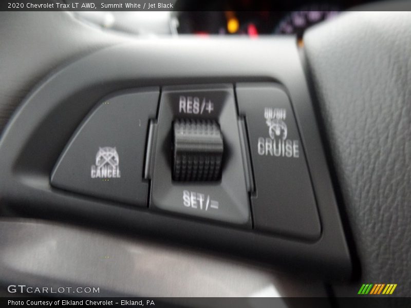 Summit White / Jet Black 2020 Chevrolet Trax LT AWD
