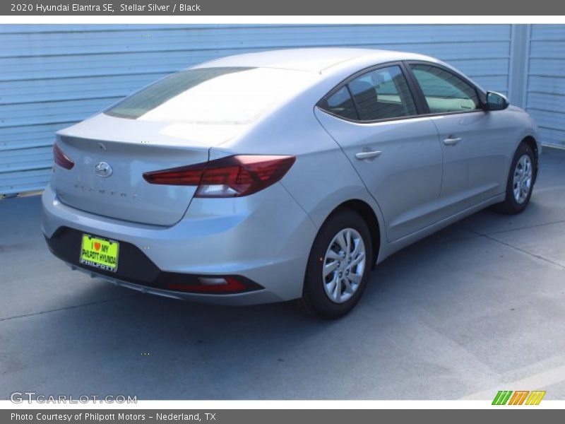 Stellar Silver / Black 2020 Hyundai Elantra SE