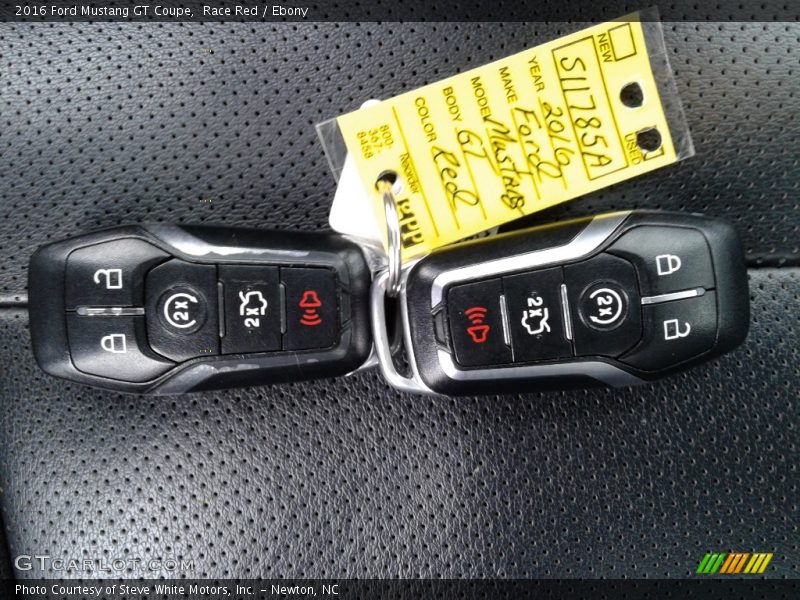 Keys of 2016 Mustang GT Coupe