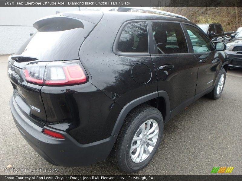 Diamond Black Crystal Pearl / Black 2020 Jeep Cherokee Latitude 4x4