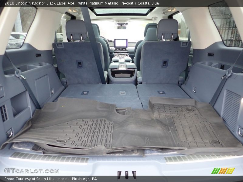  2018 Navigator Black Label 4x4 Trunk