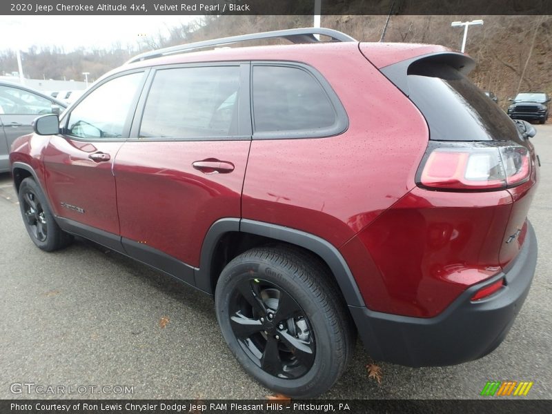 Velvet Red Pearl / Black 2020 Jeep Cherokee Altitude 4x4