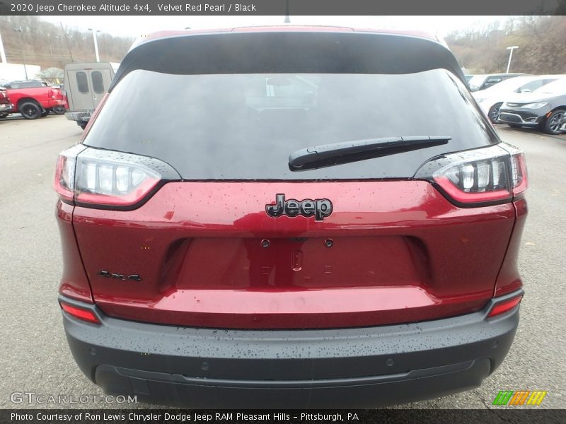 Velvet Red Pearl / Black 2020 Jeep Cherokee Altitude 4x4