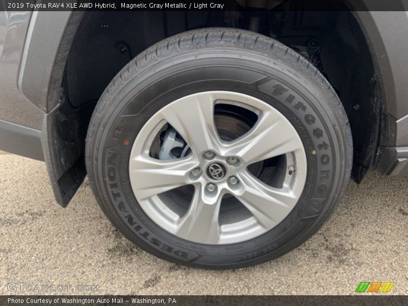Magnetic Gray Metallic / Light Gray 2019 Toyota RAV4 XLE AWD Hybrid