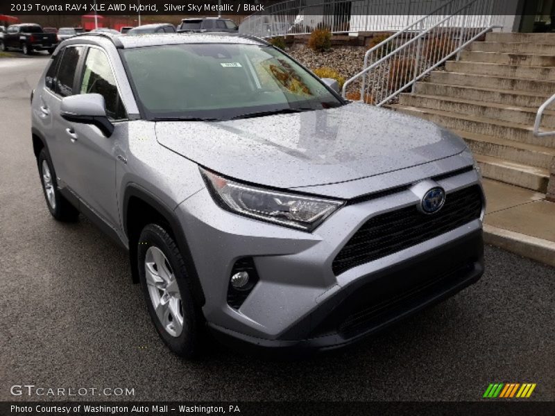 Silver Sky Metallic / Black 2019 Toyota RAV4 XLE AWD Hybrid