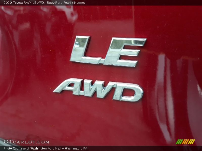  2020 RAV4 LE AWD Logo