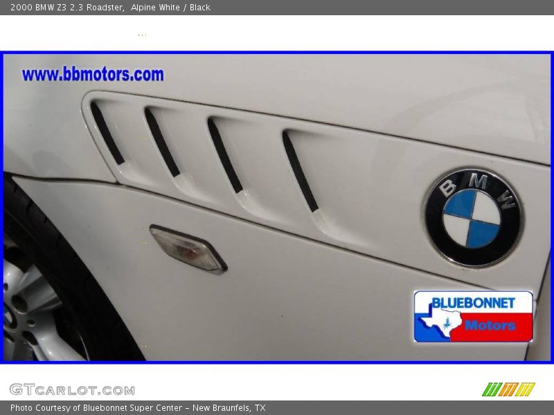 Alpine White / Black 2000 BMW Z3 2.3 Roadster