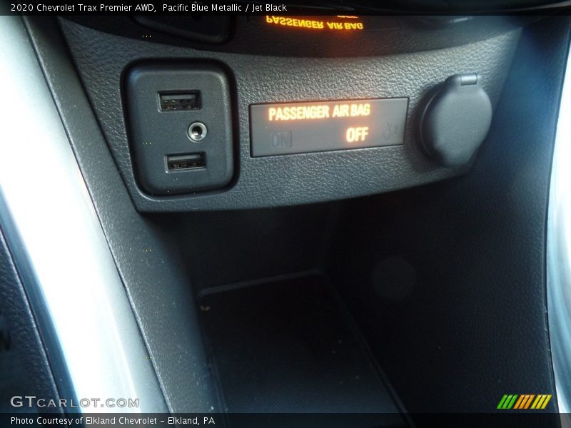 Pacific Blue Metallic / Jet Black 2020 Chevrolet Trax Premier AWD
