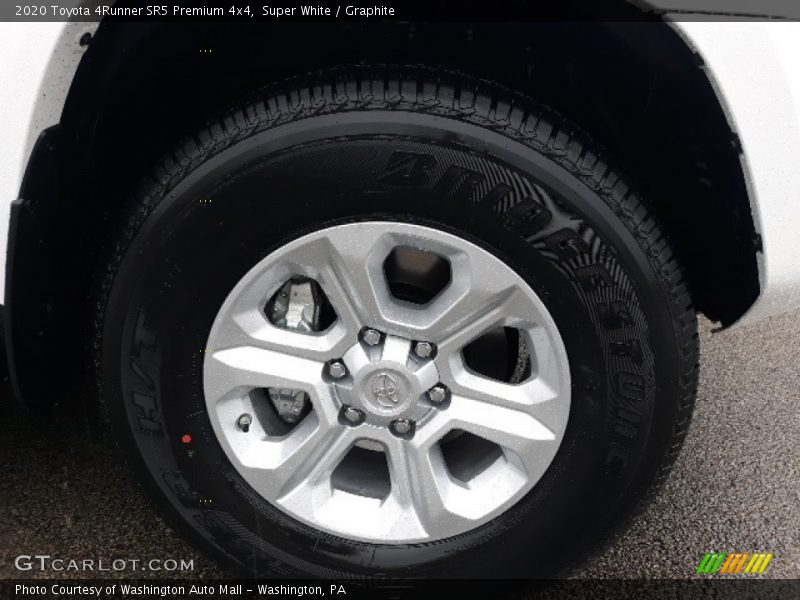 Super White / Graphite 2020 Toyota 4Runner SR5 Premium 4x4