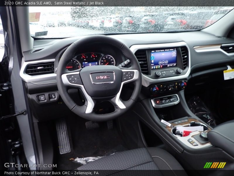 Dashboard of 2020 Acadia SLE AWD