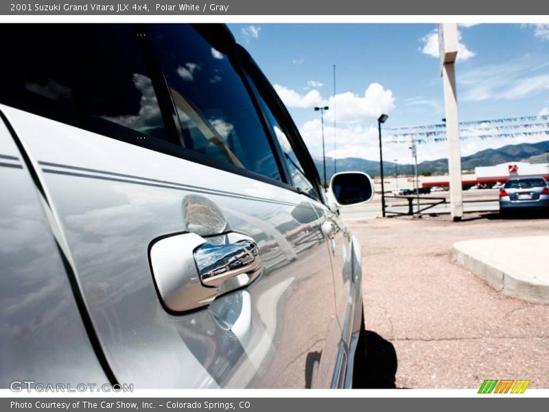 Polar White / Gray 2001 Suzuki Grand Vitara JLX 4x4