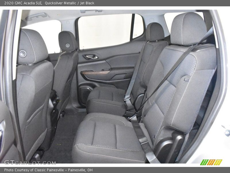 Quicksilver Metallic / Jet Black 2020 GMC Acadia SLE