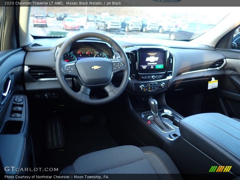 Mosaic Black Metallic / Jet Black 2020 Chevrolet Traverse LT AWD