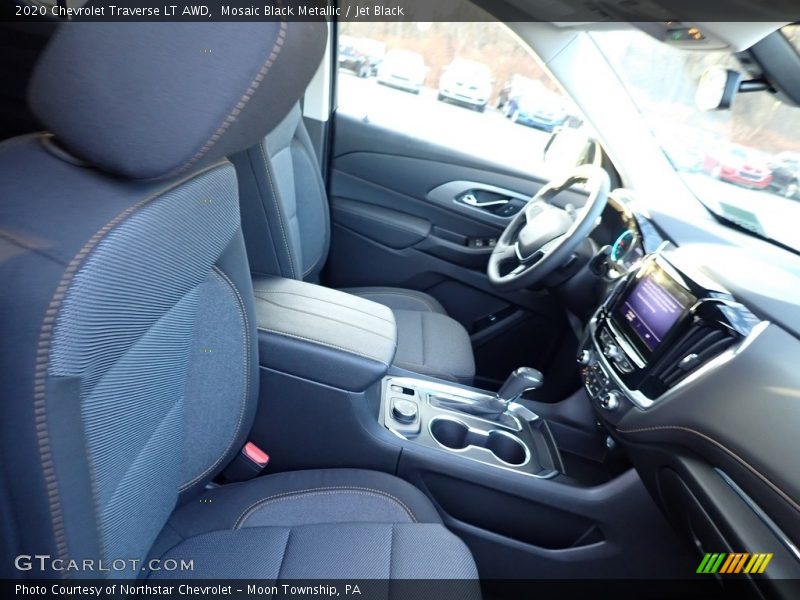 Mosaic Black Metallic / Jet Black 2020 Chevrolet Traverse LT AWD