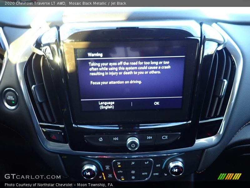 Mosaic Black Metallic / Jet Black 2020 Chevrolet Traverse LT AWD