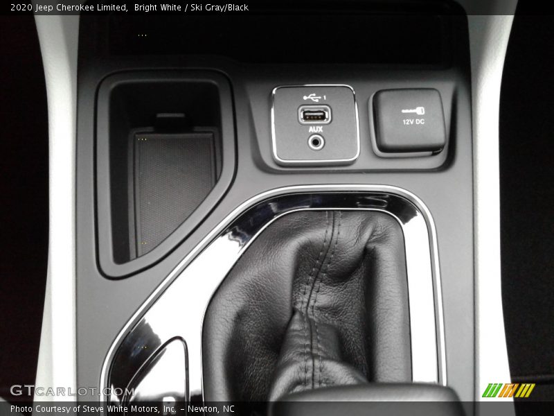 Bright White / Ski Gray/Black 2020 Jeep Cherokee Limited