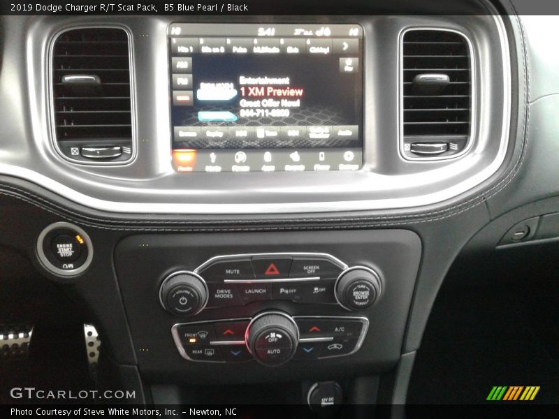 B5 Blue Pearl / Black 2019 Dodge Charger R/T Scat Pack