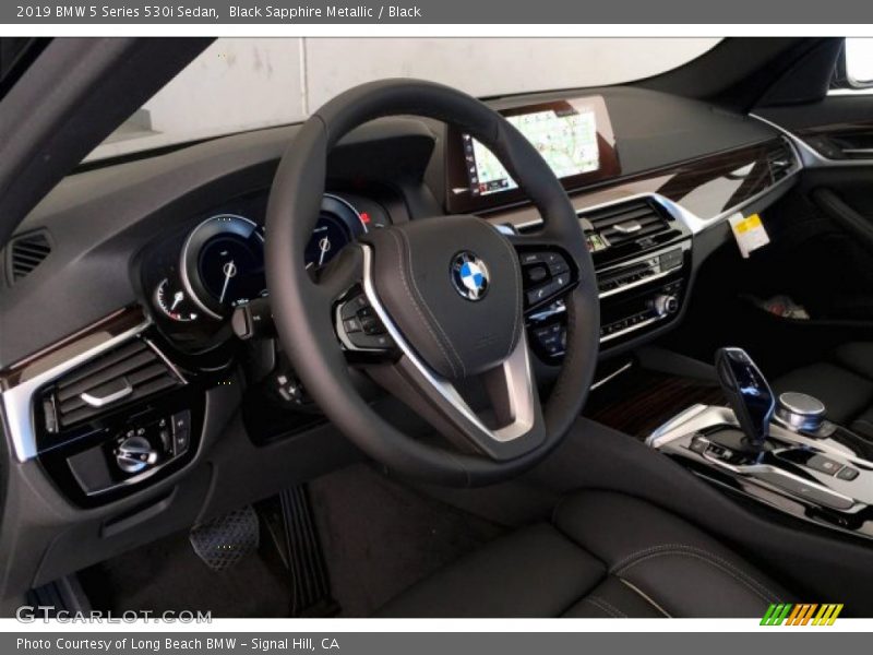 Black Sapphire Metallic / Black 2019 BMW 5 Series 530i Sedan