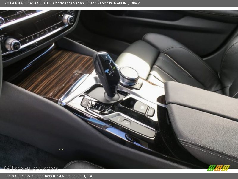 Black Sapphire Metallic / Black 2019 BMW 5 Series 530e iPerformance Sedan