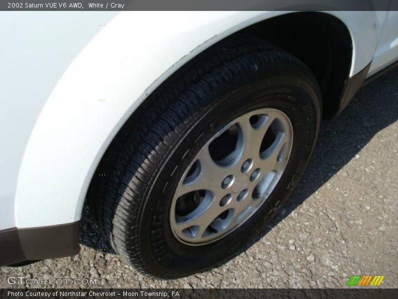 White / Gray 2002 Saturn VUE V6 AWD