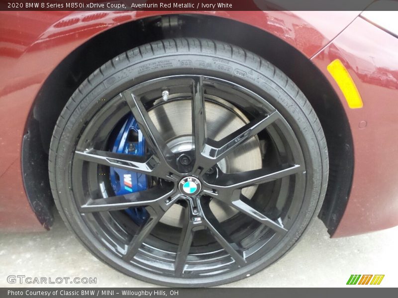  2020 8 Series M850i xDrive Coupe Wheel