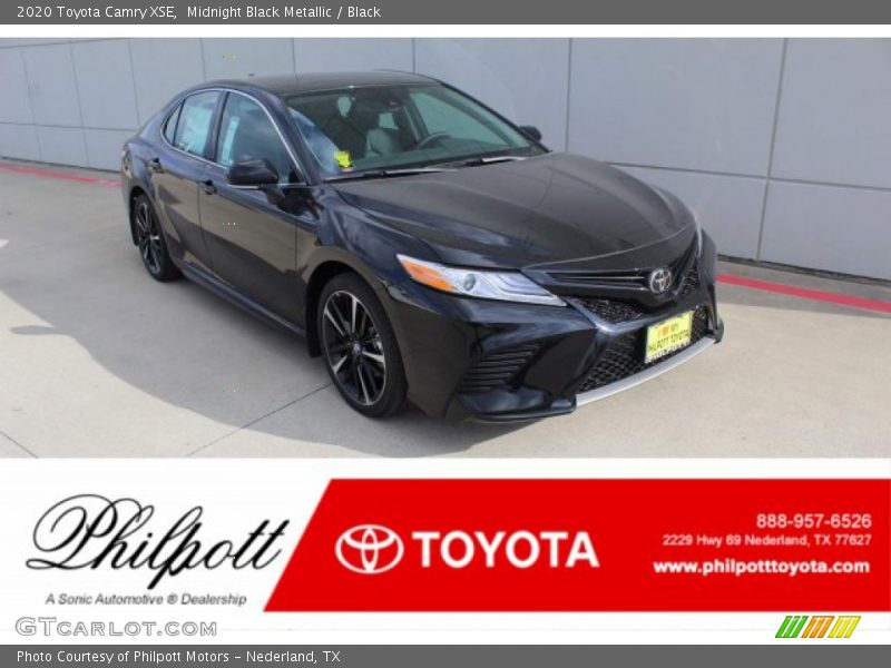 Midnight Black Metallic / Black 2020 Toyota Camry XSE